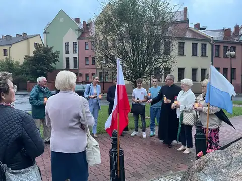 2025.09.11 – 24. rocznica poświęcenia tablicy bł. kard. Stefana Wyszyńskiego – zdjęcie 13