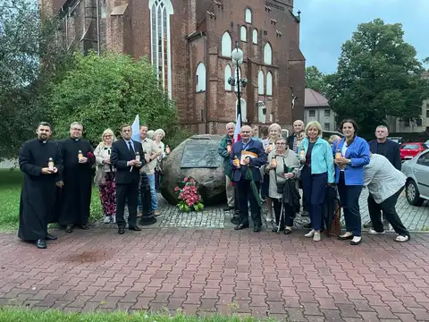 2025.09.11 – 24. rocznica poświęcenia tablicy bł. kard. Stefana Wyszyńskiego – zdjęcie 16