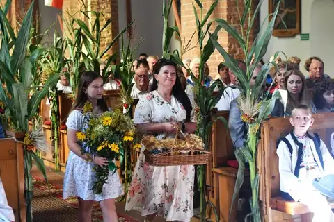 2025.09.21 – Dożynki parafialne „Miasto dziękuje Wsi” – zdjęcie 130