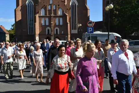 2025.09.21 – Dożynki parafialne „Miasto dziękuje Wsi” – zdjęcie 104