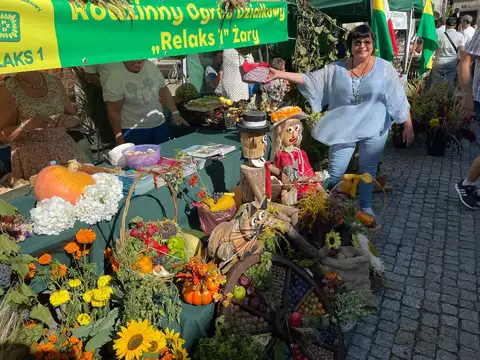 2025.09.21 – Dożynki parafialne „Miasto dziękuje Wsi” – zdjęcie 49