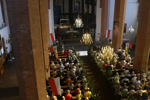 2025.09.21 – Dożynki parafialne „Miasto dziękuje Wsi” – zdjęcie 129