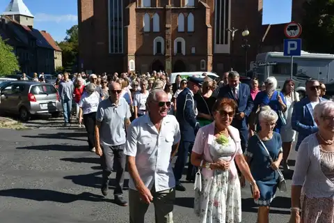 2025.09.21 – Dożynki parafialne „Miasto dziękuje Wsi” – zdjęcie 122