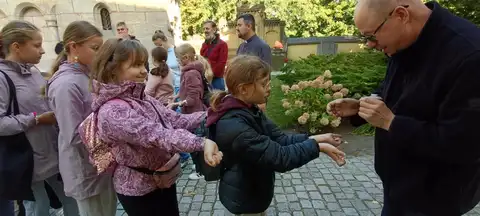 2025.09.27 – Wycieczka scholi i ministrantów do Żagania – zdjęcie 4