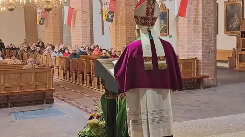 2025.10.04 – Wizytacja kanoniczna – ks. bp Paweł Socha – zdjęcie 11