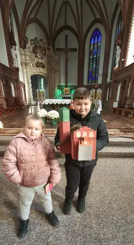 2025.11.09 – Rocznica poświęcenia Bazyliki Laterańskiej – makiety dzieci – zdjęcie 9