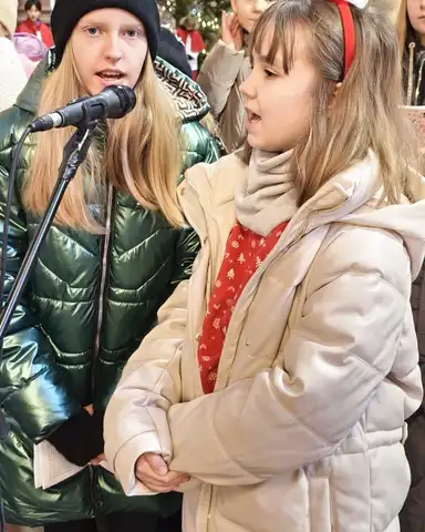 2025.12.31 – Zakończenie roku, koncert kolęd scholki i spotkanie opłatkowe – zdjęcie 13