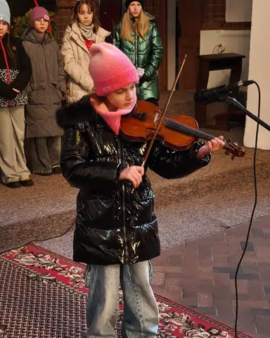 2025.12.31 – Zakończenie roku, koncert kolęd scholki i spotkanie opłatkowe – zdjęcie 20