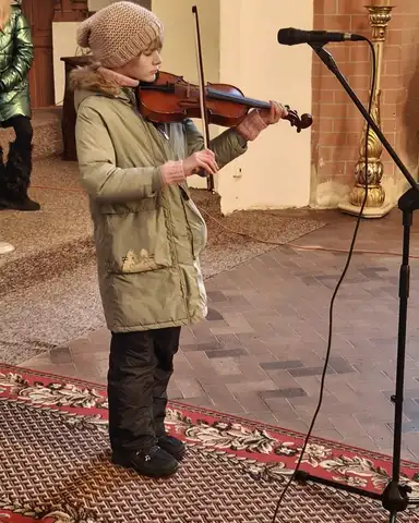 2025.12.31 – Zakończenie roku, koncert kolęd scholki i spotkanie opłatkowe – zdjęcie 18