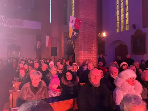 2026.01.11 – Koncert kolęd – „Żar Miłości” i PSM w Żarach – zdjęcie 40