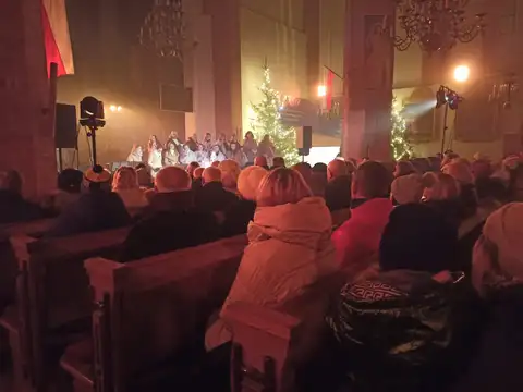 2026.01.11 – Koncert kolęd – „Żar Miłości” i PSM w Żarach – zdjęcie 16