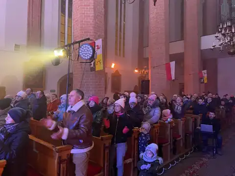 2026.01.11 – Koncert kolęd – „Żar Miłości” i PSM w Żarach – zdjęcie 64