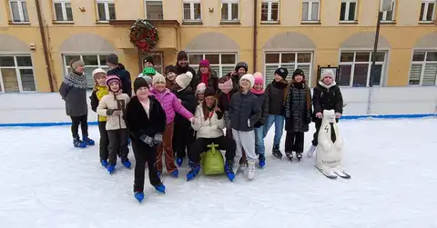 2026.01.13 – Scholka na lodowisku – zdjęcie 1