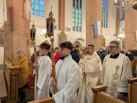 2026.04.04 – Wigilia Paschalna i Rezurekcja – zdjęcie 24