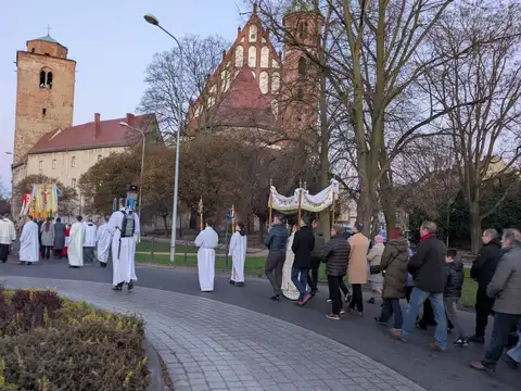2026.04.04 – Wigilia Paschalna i Rezurekcja – zdjęcie 137