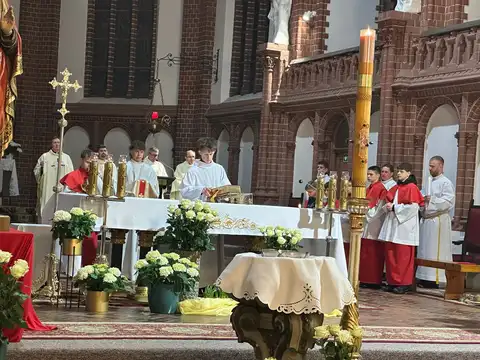 2026.04.04 – Wigilia Paschalna i Rezurekcja – zdjęcie 98