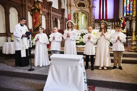 2026.05.10 – I Komunia Święta – zdjęcie 7