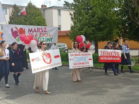 2026.05.17 – VII Marsz dla Życia i Rodziny – zdjęcie 8