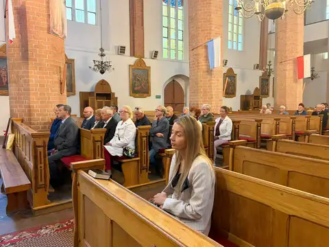 2026.09.11 – 25-lecie tablicy bł. kard. Stefana Wyszyńskiego – zdjęcie 24
