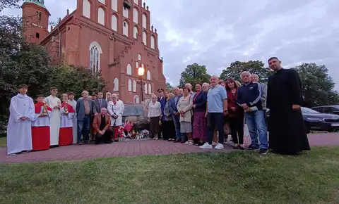 2026.09.11 – 25-lecie tablicy bł. kard. Stefana Wyszyńskiego – zdjęcie 36