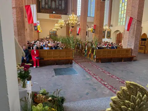 2026.09.20 – Dożynki parafialne „Miasto dziękuje Wsi” – zdjęcie 35