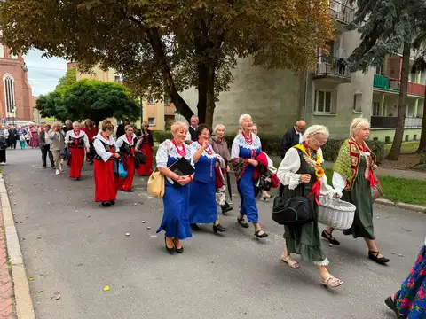 2026.09.20 – Dożynki parafialne „Miasto dziękuje Wsi” – zdjęcie 41