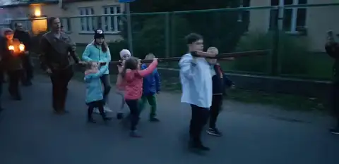 2019.04.05 – Droga Krzyżowa ulicami Grabika – zdjęcie 16