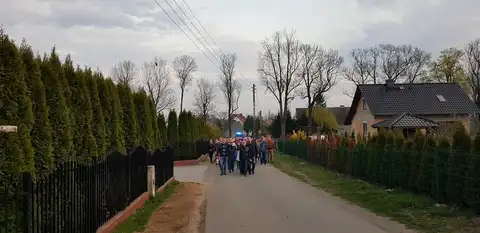 2019.04.05 – Droga Krzyżowa ulicami Grabika – zdjęcie 5