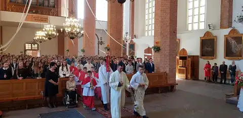 2019.05.24 – Sakrament Bierzmowania – ks. bp Paweł Socha – zdjęcie 1