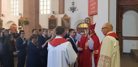 2019.05.24 – Sakrament Bierzmowania – ks. bp Paweł Socha – zdjęcie 11