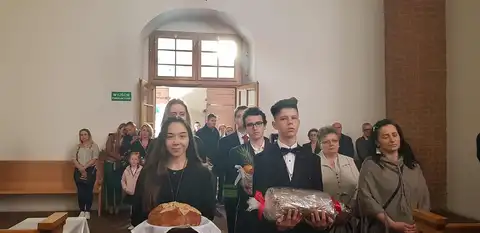2019.05.24 – Sakrament Bierzmowania – ks. bp Paweł Socha – zdjęcie 23
