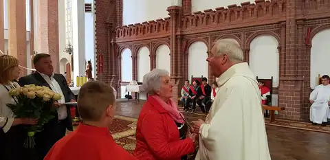 2019.05.27 – Jubileusz 30-lecia kapłaństwa ks. proboszcza Krzysztofa Kwaśnika – zdjęcie 15