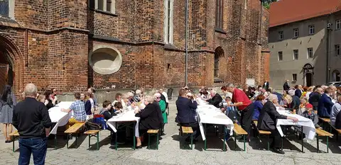 2019.05.27 – Jubileusz 30-lecia kapłaństwa ks. proboszcza Krzysztofa Kwaśnika – zdjęcie 27