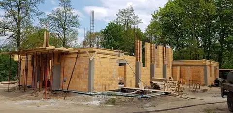 2019.06.10 – Budowa kościoła pw. św. Jana Pawła II w Grabiku (2019–2022) – zdjęcie 47
