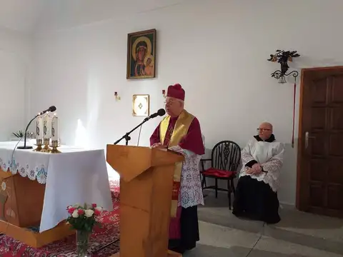 2019.10.16 – Poświęcenie odnowionego kościoła Matki Bożej Częstochowskiej w Olszyńcu – zdjęcie 7