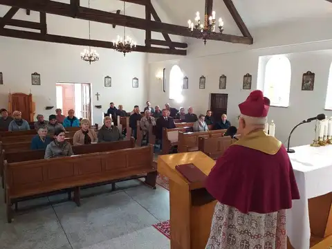2019.10.16 – Poświęcenie odnowionego kościoła Matki Bożej Częstochowskiej w Olszyńcu – zdjęcie 9