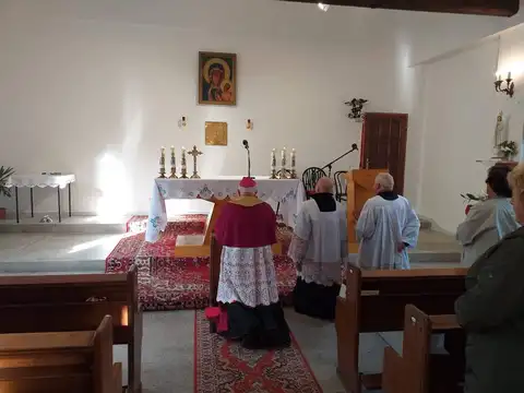 2019.10.16 – Poświęcenie odnowionego kościoła Matki Bożej Częstochowskiej w Olszyńcu – zdjęcie 2