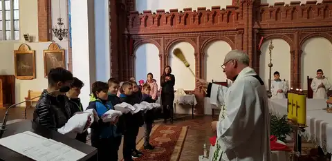 2019.11.24 – Przyjęcie nowych ministrantów – zdjęcie 4