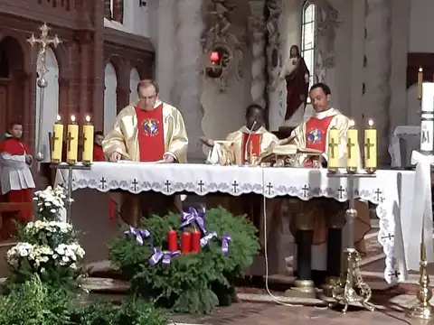 2019.12.01 – Msza Święta prymicyjna o. Ditricka Sangi z Tanzanii – zdjęcie 17