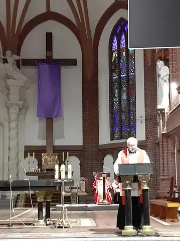 2020.04.10 – Liturgia Wielkiego Piątku – zdjęcie 2