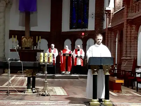 2020.04.10 – Liturgia Wielkiego Piątku – zdjęcie 3