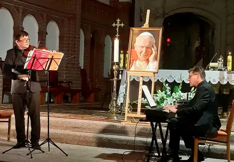2020.10.11 – Koncert „Totus Tuus” w XX Dzień Papieski – zdjęcie 7