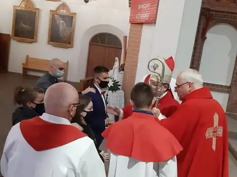 2020.10.13 – Sakrament Bierzmowania – zdjęcie 14