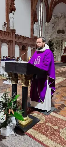 2021.01.08 – Pogrzeb śp. ks. Tomasza Dominika Grochowskiego – zdjęcie 11