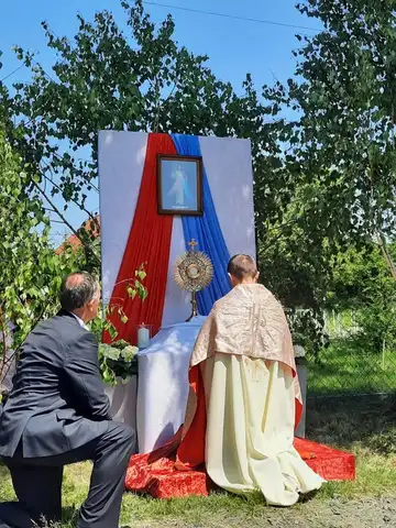 2021.06.03 – Uroczystość Najświętszego Ciała i Krwi Pańskiej – pierwsza Eucharystia w nowym kościele w Grabiku – zdjęcie 16