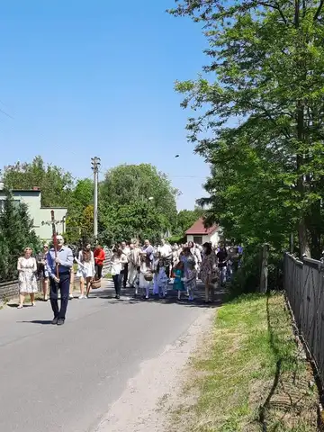 2021.06.03 – Uroczystość Najświętszego Ciała i Krwi Pańskiej – pierwsza Eucharystia w nowym kościele w Grabiku – zdjęcie 19