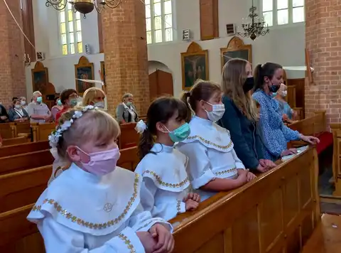 2021.06.11 – Odpust parafialny ku czci Najświętszego Serca Pana Jezusa – zdjęcie 50