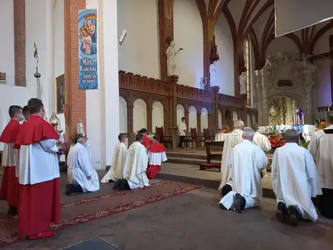 2021.06.11 – Odpust parafialny ku czci Najświętszego Serca Pana Jezusa – zdjęcie 32