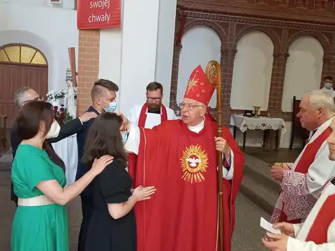 2021.06.15 – Sakrament Bierzmowania i posługa lektoratu – zdjęcie 32