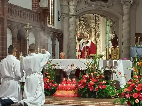 2021.06.15 – Sakrament Bierzmowania i posługa lektoratu – zdjęcie 87
